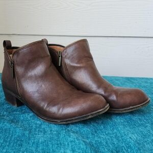 Brown Bongo ankle boots - size 9